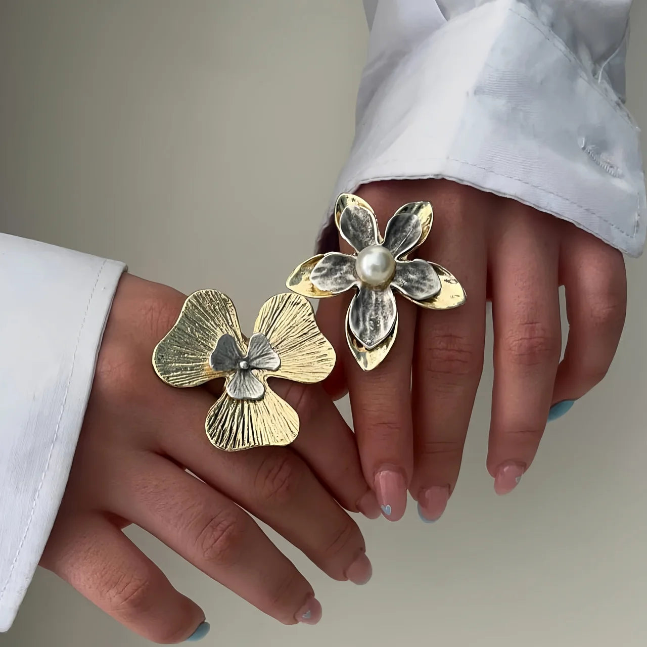 Exquisite Stainless Steel Flower Pearl Jewelry