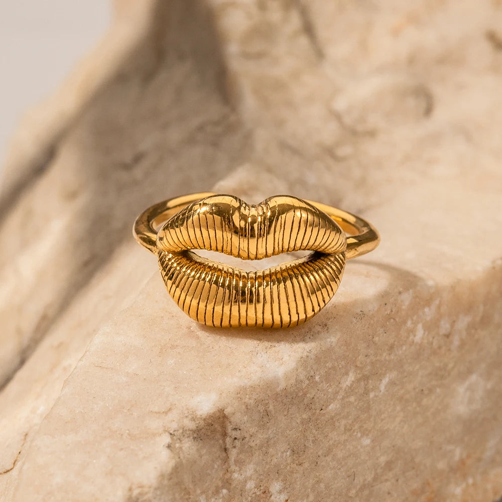 Stainless Steel Lip Design Finger Rings